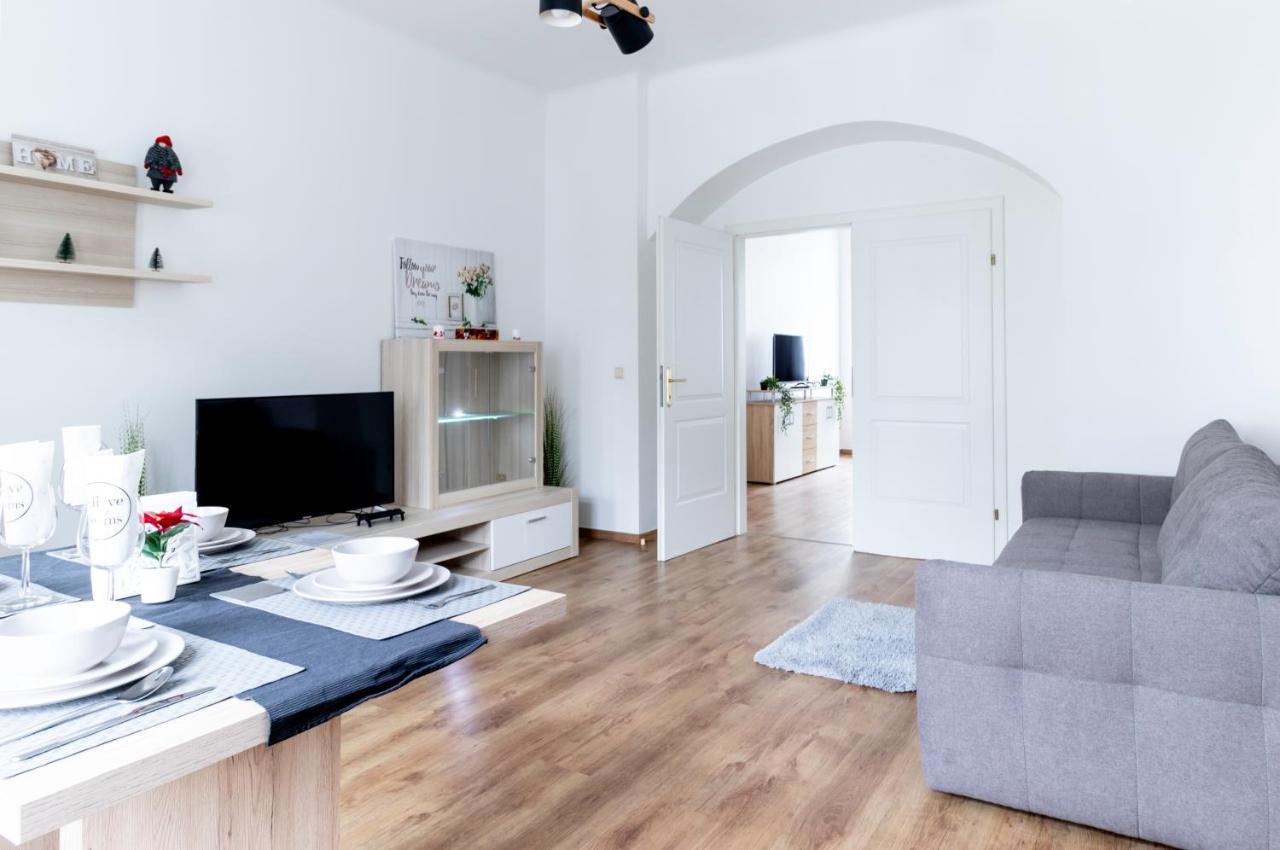 Comfortable, Specious Apartment With Inner Garden- Marzstrasse Apartments Вена Экстерьер фото